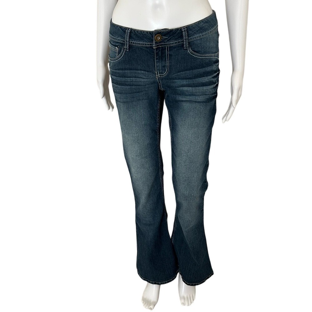 Mudd Juniors Low Rise Flare Leg Denim Jeans Size 5